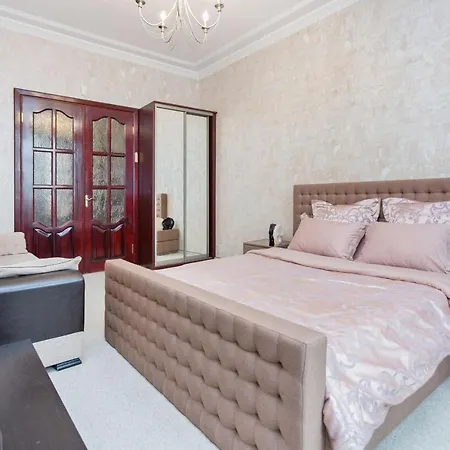 Flatcomfort Nezavisimosti 23 Apartment